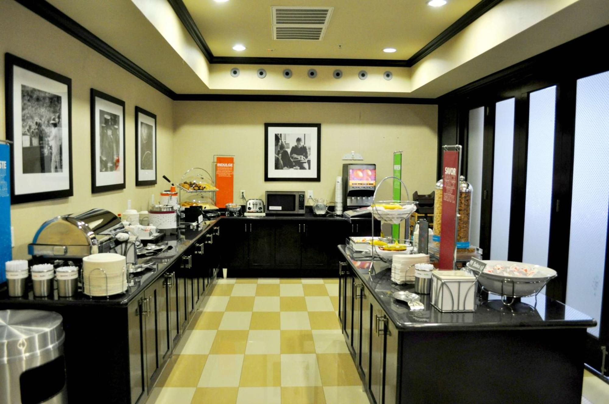 Hampton Inn & Suites Bay City Εξωτερικό φωτογραφία